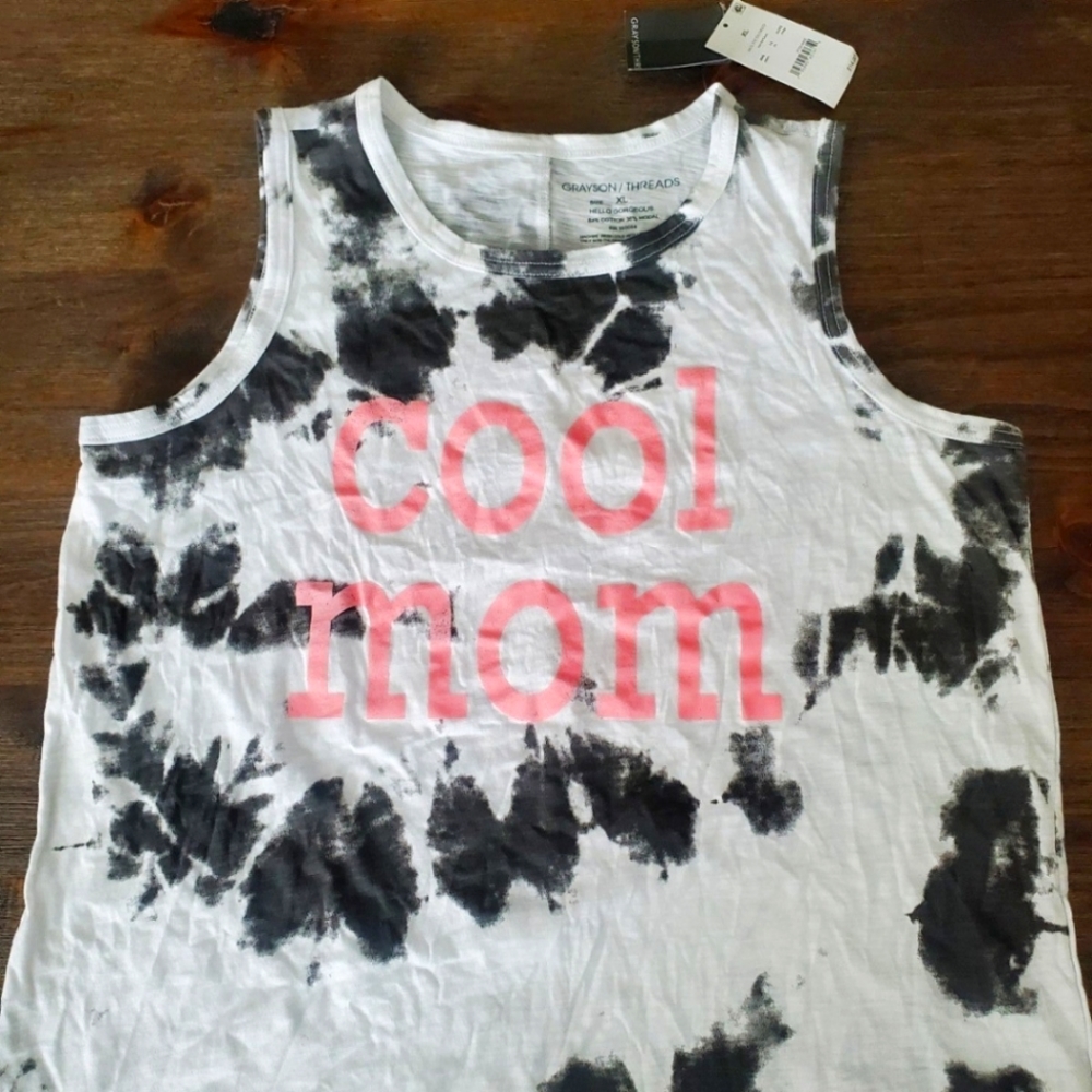 Women's xl tank top cool mom